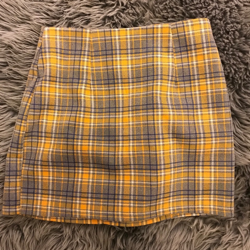 gingham skirt